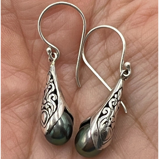 Pearl Earrings in Silver Cone (Colored Pearls)