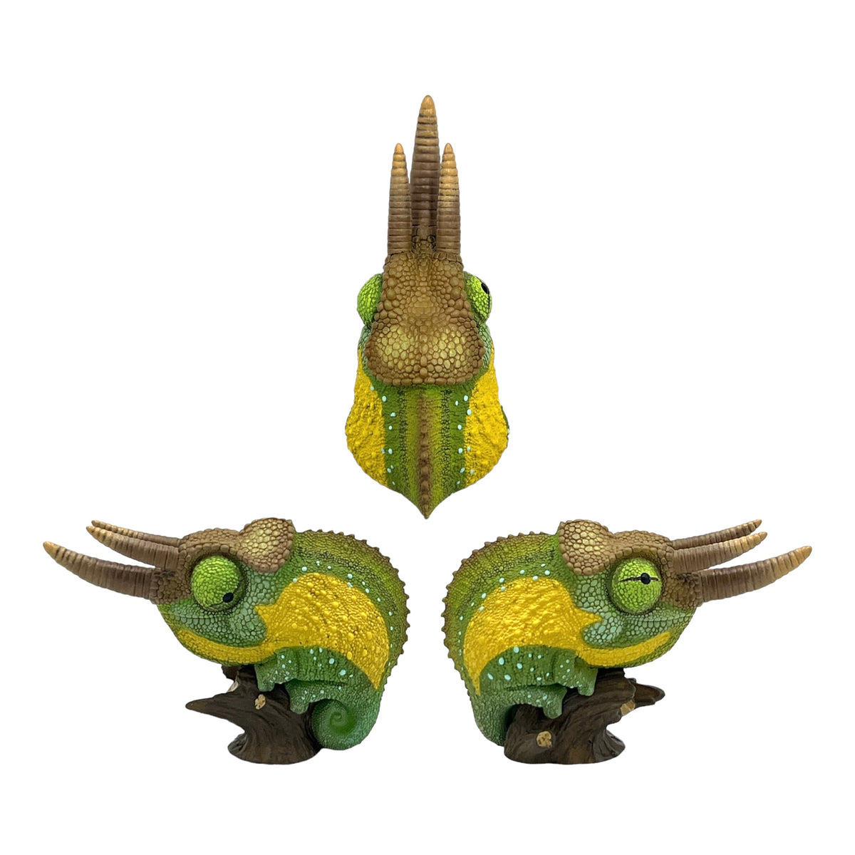 Chameleon Statue (Series 15)