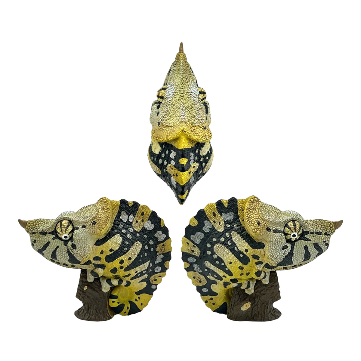 Chameleon Statue (Series 15)