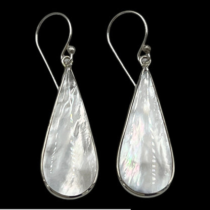 Mother of Pearl Short Teardrop Earrings (White)