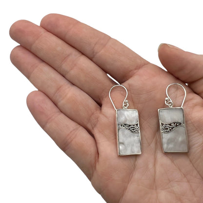 Mother of Pearl Rectangle Earrings (White)