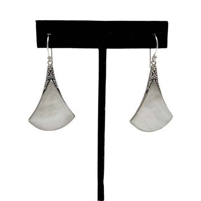 Mother of Pearl Bell Earrings (White)