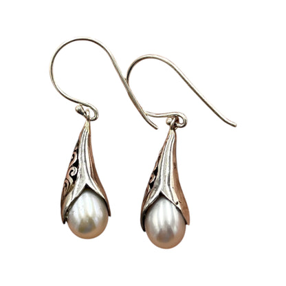 Pearl Earrings in Silver Cone